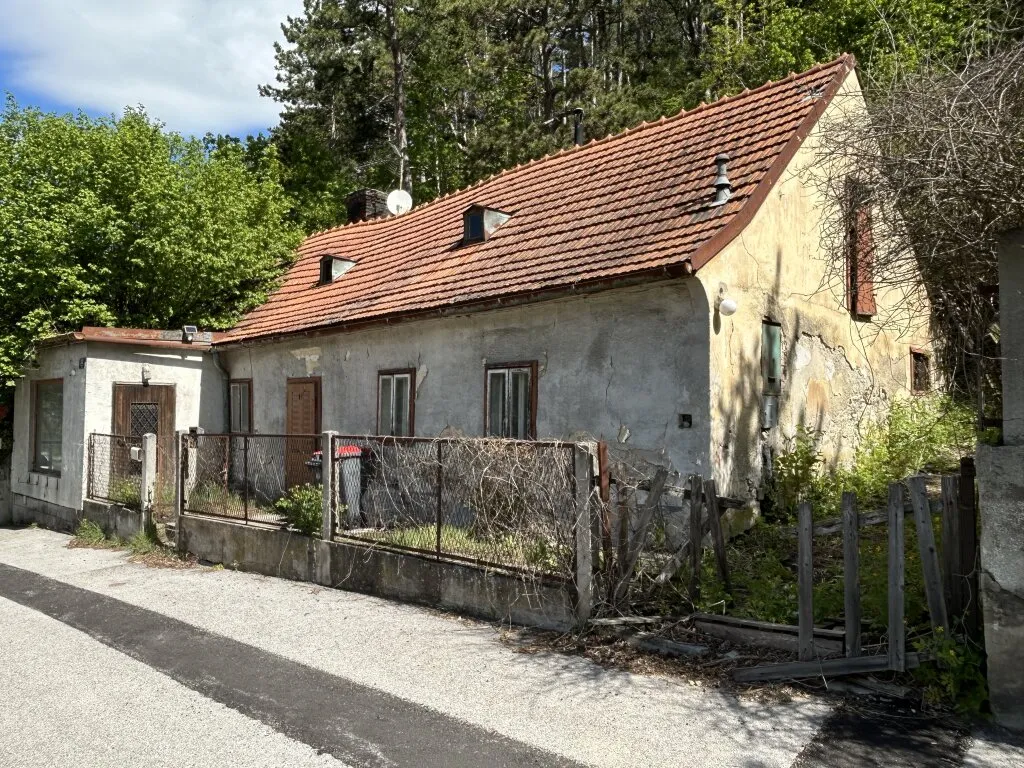 Grundstück mit Abbruchobjekt in Fahrafeld - Ansicht 2