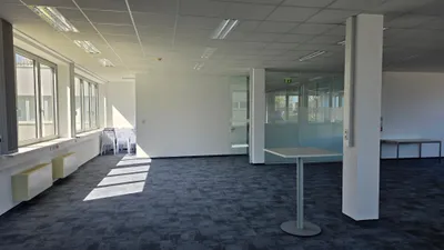 5-Zimmer-Gewerbeimmobilie mieten in Linz Land – 357 m², € 11 – Bild 9 von 14
