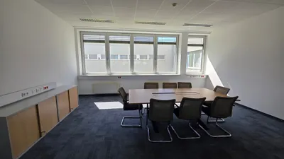 5-Zimmer-Gewerbeimmobilie mieten in Linz Land – 357 m², € 11 – Bild 7 von 14