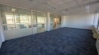 5-Zimmer-Gewerbeimmobilie mieten in Linz Land – 357 m², € 11 – Bild 6 von 14