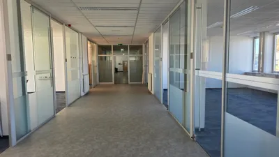 5-Zimmer-Gewerbeimmobilie mieten in Linz Land – 357 m², € 11 – Bild 12 von 14