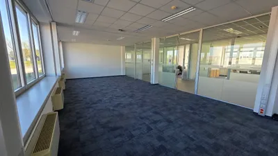5-Zimmer-Gewerbeimmobilie mieten in Linz Land – 357 m², € 11 – Bild 2 von 14