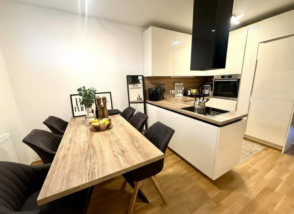 TERRASSEN-PARADIES - BJ 2018 - Neubau - 4 Zimmer - Einbauküche - ca. 119m² gew. NFL - 4 Terrassen - Garagenplatz - Vedere 2