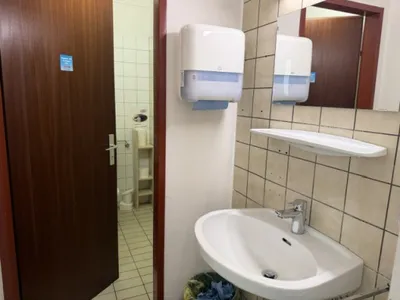 3-Zimmer-Gewerbeimmobilie mieten in Linz – 159 m², € 1.247 – Bild 10 von 20