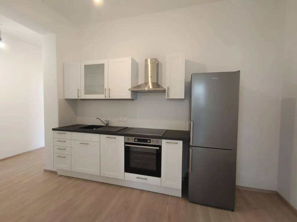 Moderne Wohnung in erstklassiger Lage am Hauptplatz mit Parkplatz - Ansicht 3