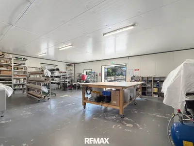 Gewerbeimmobilie kaufen in Gänserndorf – 2 094 m², € 790.000 – Bild 10 von 23