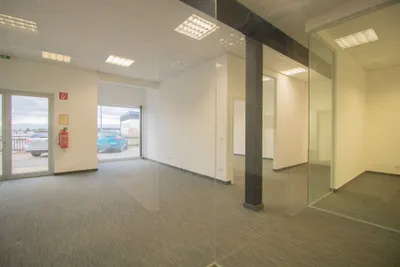 4-Zimmer-Gewerbeimmobilie mieten in Graz-Umgebung – 148 m², € 1.649 – Bild 2 von 25