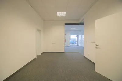 4-Zimmer-Gewerbeimmobilie mieten in Graz-Umgebung – 148 m², € 1.649 – Bild 11 von 25