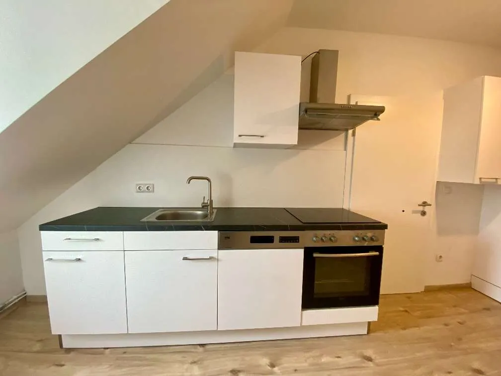 Charmante 2-Zimmer Wohnung in zentraler Lage nahe TU und KFU zu vermieten! - Widok 3