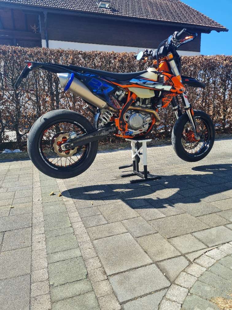 KTM 450 EXC Six Days Supermoto