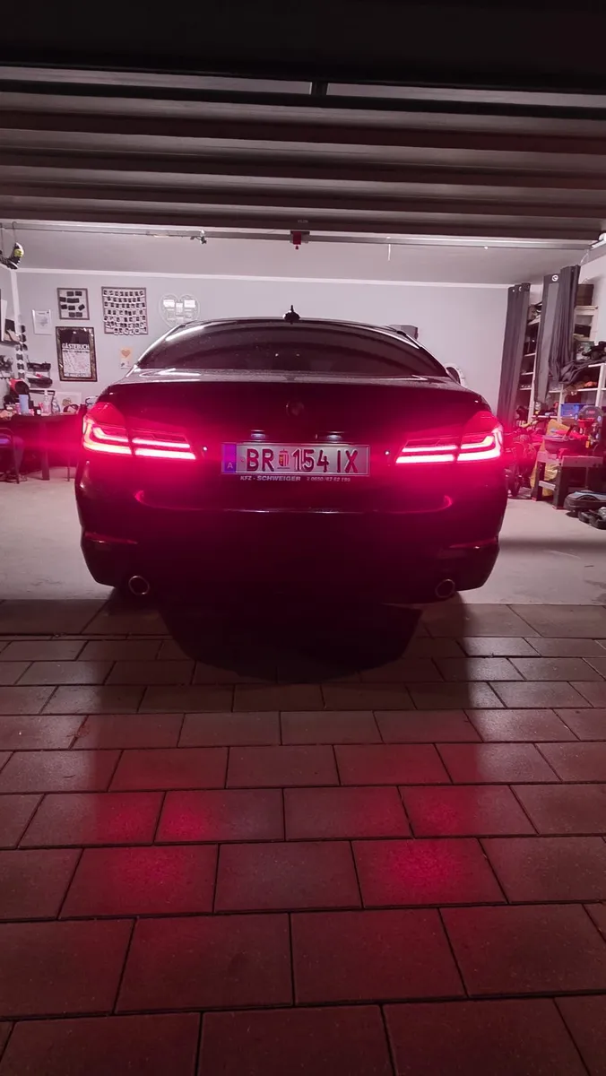 BMW 5 Series 2017 photo 3