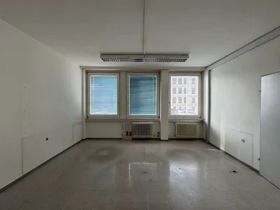 7-Zimmer-Gewerbeimmobilie mieten in Leoben – 245 m², € 2.034 – Bild 9 von 16