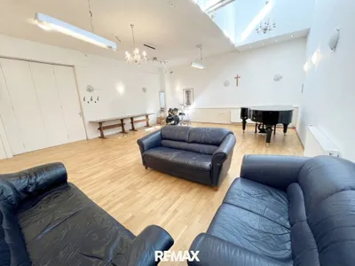 11-Zimmer-Haus kaufen in Baden – 484 m², € 380.000 – Bild 3 von 23