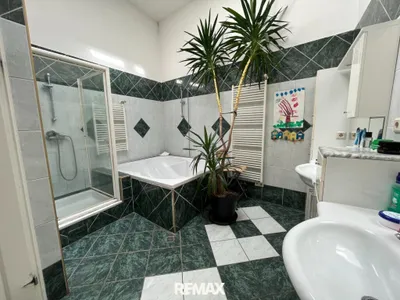 11-Zimmer-Haus kaufen in Baden – 484 m², € 380.000 – Bild 14 von 23