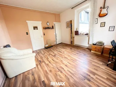 11-Zimmer-Haus kaufen in Baden – 484 m², € 380.000 – Bild 11 von 23