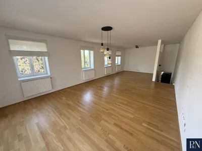 2-Zimmer-Wohnung mieten in Baden – 101 m², € 1.563 – Bild 2 von 16