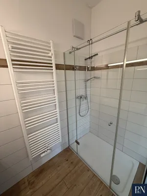 2-Zimmer-Wohnung mieten in Baden – 101 m², € 1.563 – Bild 10 von 16