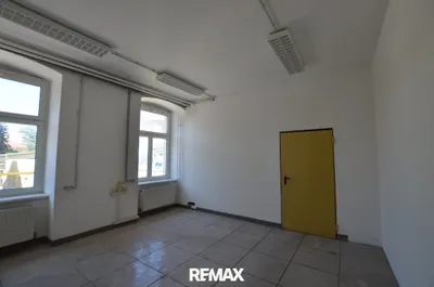 1-Zimmer-Gewerbeimmobilie mieten in Bruck an der Leitha – 20 m², € 123 – Bild 4 von 4