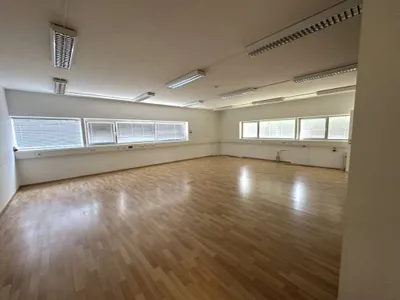 Gewerbeimmobilie mieten in Südoststeiermark – 162 m², € 1.249 – Bild 3 von 16