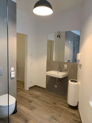 4-Zimmer-Gewerbeimmobilie mieten in Salzburg Stadt – 125 m², € 2.860 – Bild 10 von 19