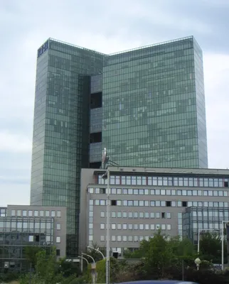 Gewerbeimmobilie mieten in Baden – 100 m², € 13 – Bild 4 von 10