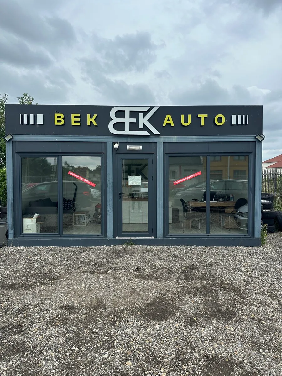 Autohandel GmbH inkl. Platz für 20 Fahrzeuge & Bürocontainer - Stammkunden, Top Bonität, sofort startklar