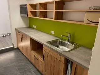 Gewerbeimmobilie mieten in Wels – 45 m², € 894 – Bild 5 von 7