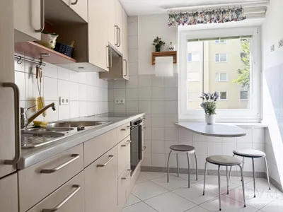4-Zimmer-Wohnung mieten in Salzburg Stadt – 75 m², € 1.500 – Bild 1 von 11