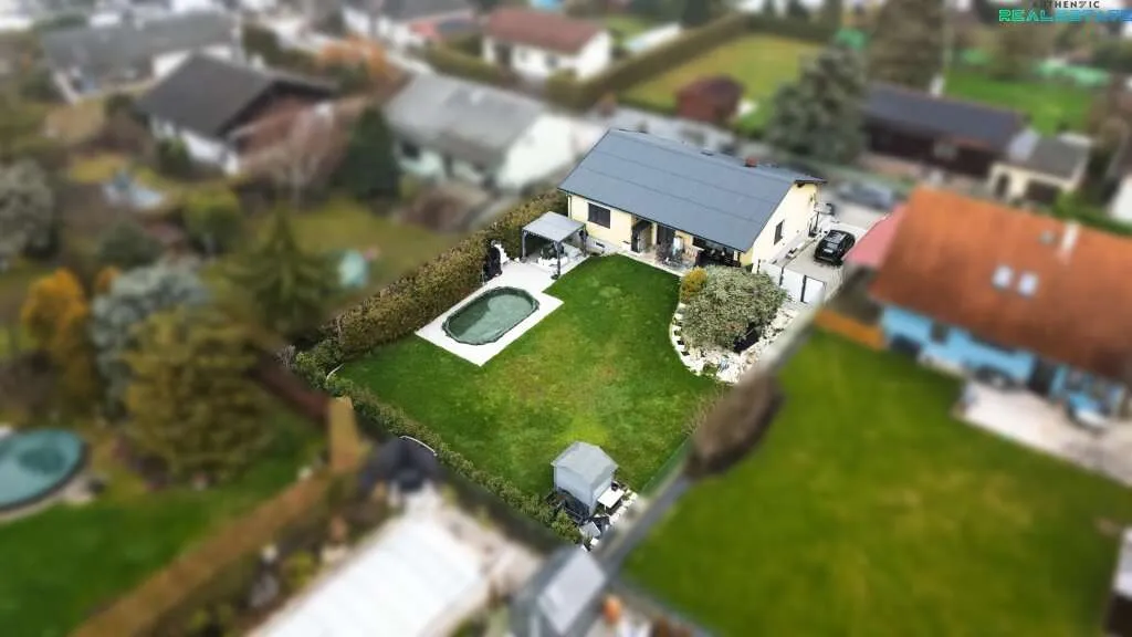 Stilvolles Einfamilienhaus mit hochwertiger Ausstattung, Pool & Smart-Garden in Sollenau - Ansicht 3