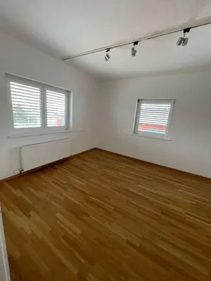 4-Zimmer-Gewerbeimmobilie mieten in Wien – 100 m², € 1.616 – Bild 13 von 17