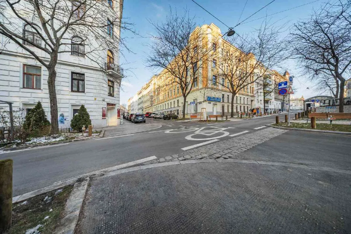 Klassischer Wiener Stilaltbau mit vielfältigen Nutzungsmöglichkeiten - Ansicht 2