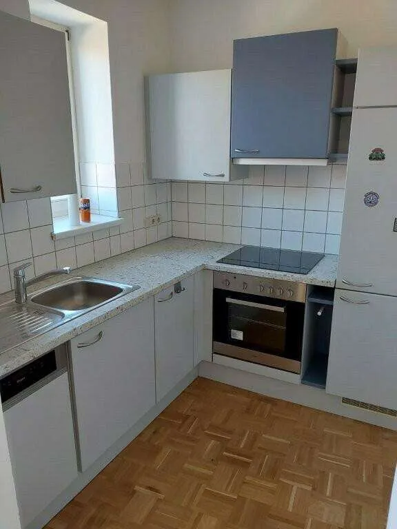 Gepflegte 2-Zimmer-Stadtwohnung in zurückversetzter Lage zu verkaufen! - Ansicht 2