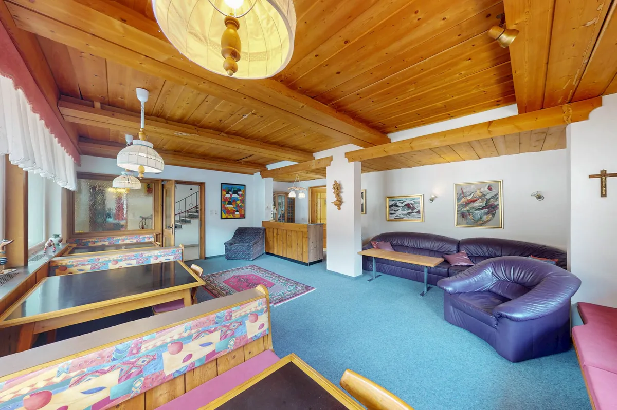 Traditionelles Haus mit mehreren Einheiten in Pfunds zu verkaufen! - Widok 3