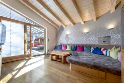 14-Zimmer-Haus kaufen in Kufstein – 556 m², € 2.980.000 – Bild 2 von 26