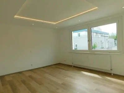 Wohnung mieten in Innsbruck – 26 m², € 899 – Bild 2 von 7