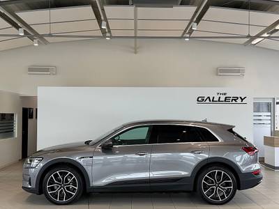 Audi e-tron 55 quattro 95kWh Business*Keyless*Spur*T...