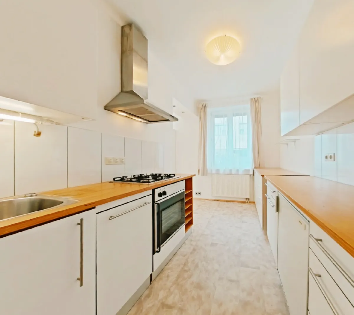 IHRE CHANCE FÜR DEN 5., NÄHE SCHLOSS-QUADRAT +TOP-ZUSTAND: 2-ZIMMER-CITY-WOHNUNG+EXTRA KÜCHE - Ansicht 3