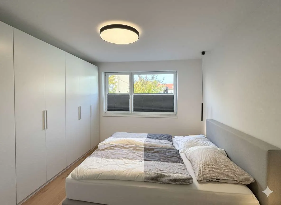 Hochwertig renovierte 3-Zimmer-Wohnung mit großem Balkon – pohled 3