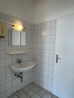 3-Zimmer-Gewerbeimmobilie mieten in Perg – 75,6 m², € 580 – Bild 6 von 6