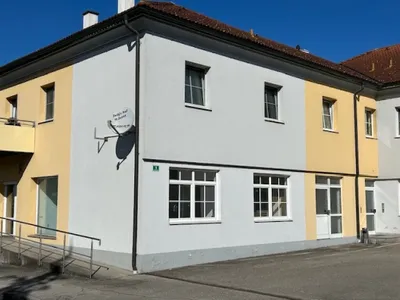 3-Zimmer-Gewerbeimmobilie mieten in Perg – 75,6 m², € 580