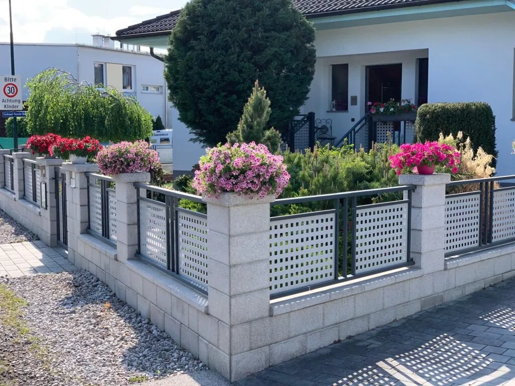 Exklusiver Bungalow mit Pool in 2603 Felixdorf - stilvolles Wohnen am Speckgürtel von Wien - Ansicht 2