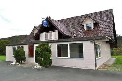 3-Zimmer-Gewerbeimmobilie mieten in Leibnitz – 200 m², € 1.999 – Bild 3 von 33