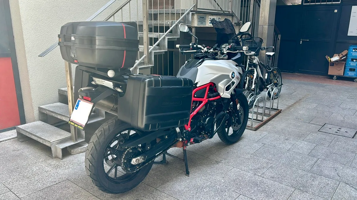 BMW F 700