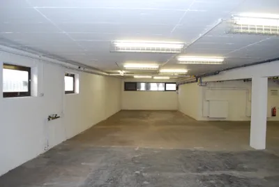 1-Zimmer-Gewerbeimmobilie mieten in Salzburg Stadt – 530 m², € 3.116 – Bild 6 von 9