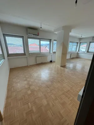 Gewerbeimmobilie mieten in Feldkirchen – 172,92 m², € 1.503 – Bild 10 von 21