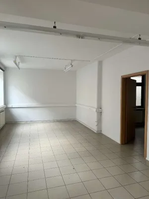 5-Zimmer-Gewerbeimmobilie mieten in Lilienfeld – 120 m², € 590 – Bild 3 von 11