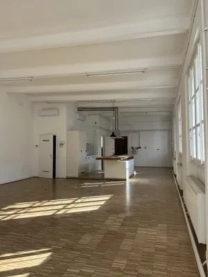 2-Zimmer-Gewerbeimmobilie mieten in Wien – 125 m², € 2.167 – Bild 17 von 24