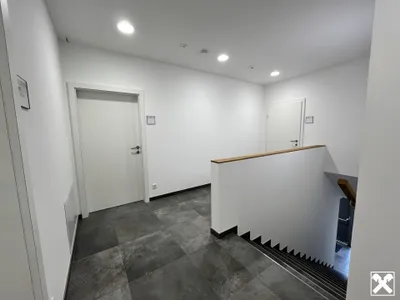 2-Zimmer-Gewerbeimmobilie mieten in Amstetten – 83 m², € 830 – Bild 9 von 11