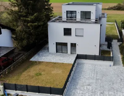 Haus kaufen in Wiener Neustadt Land – 140 m², € 478.000