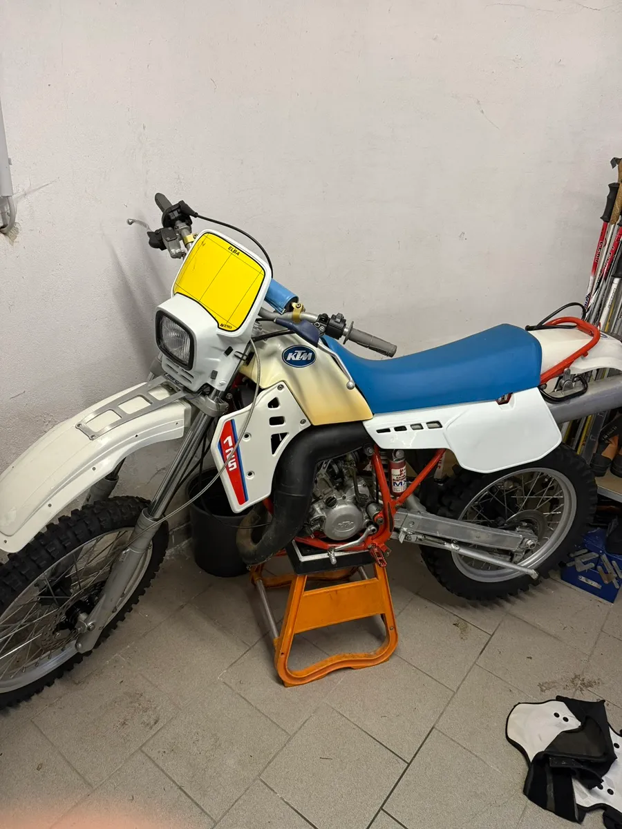 KTM 125